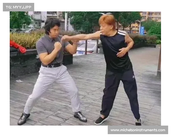 梁小龙的搏击比赛视频